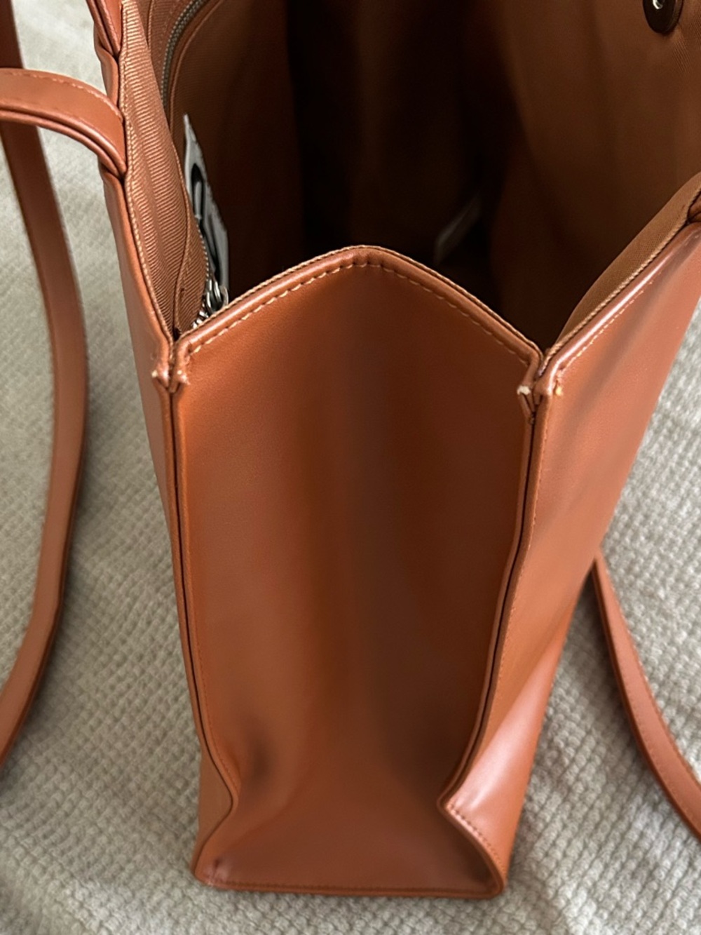 Medium Tan Telfar Shopping Bag - Picture 6 of 7